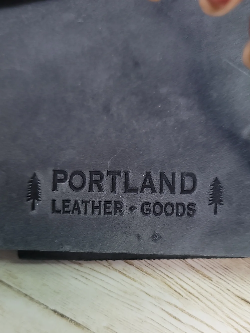 New PLG Portland Leather Goods Medium Wrap Journal Storm Grey with White Stone